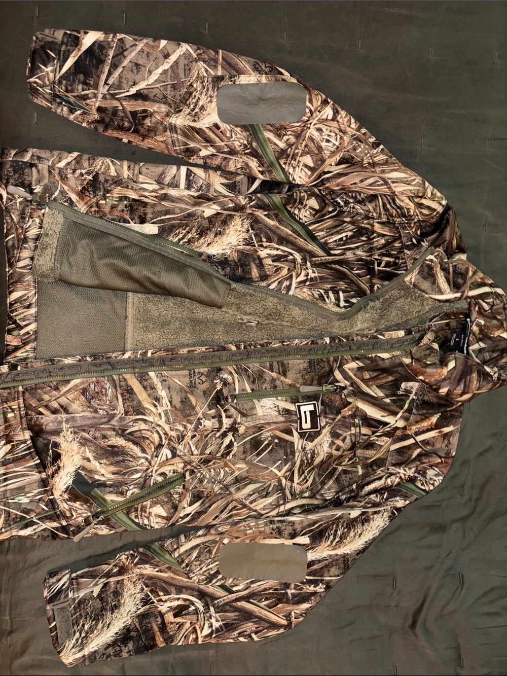 Banded hunting jacket with Real Tree Max5 Camo